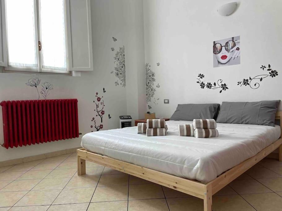 Minimal Loft In Centro A Piacenza Apartment Екстериор снимка