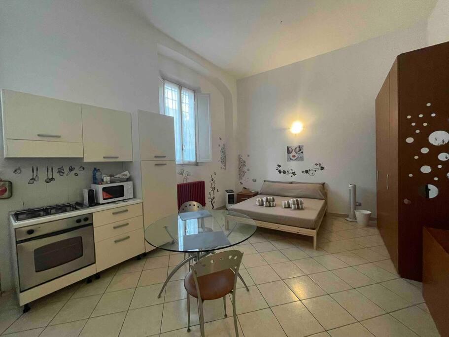 Minimal Loft In Centro A Piacenza Apartment Екстериор снимка