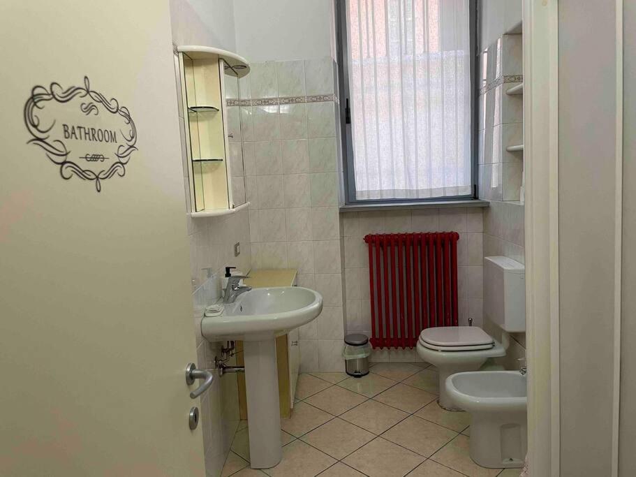 Minimal Loft In Centro A Piacenza Apartment Екстериор снимка